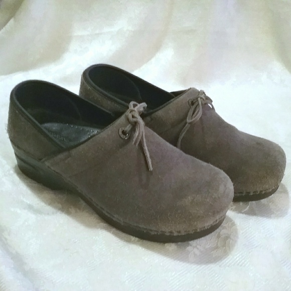 LANDS' END Gray Suede Closed Clogs - Picture 2 of 7
